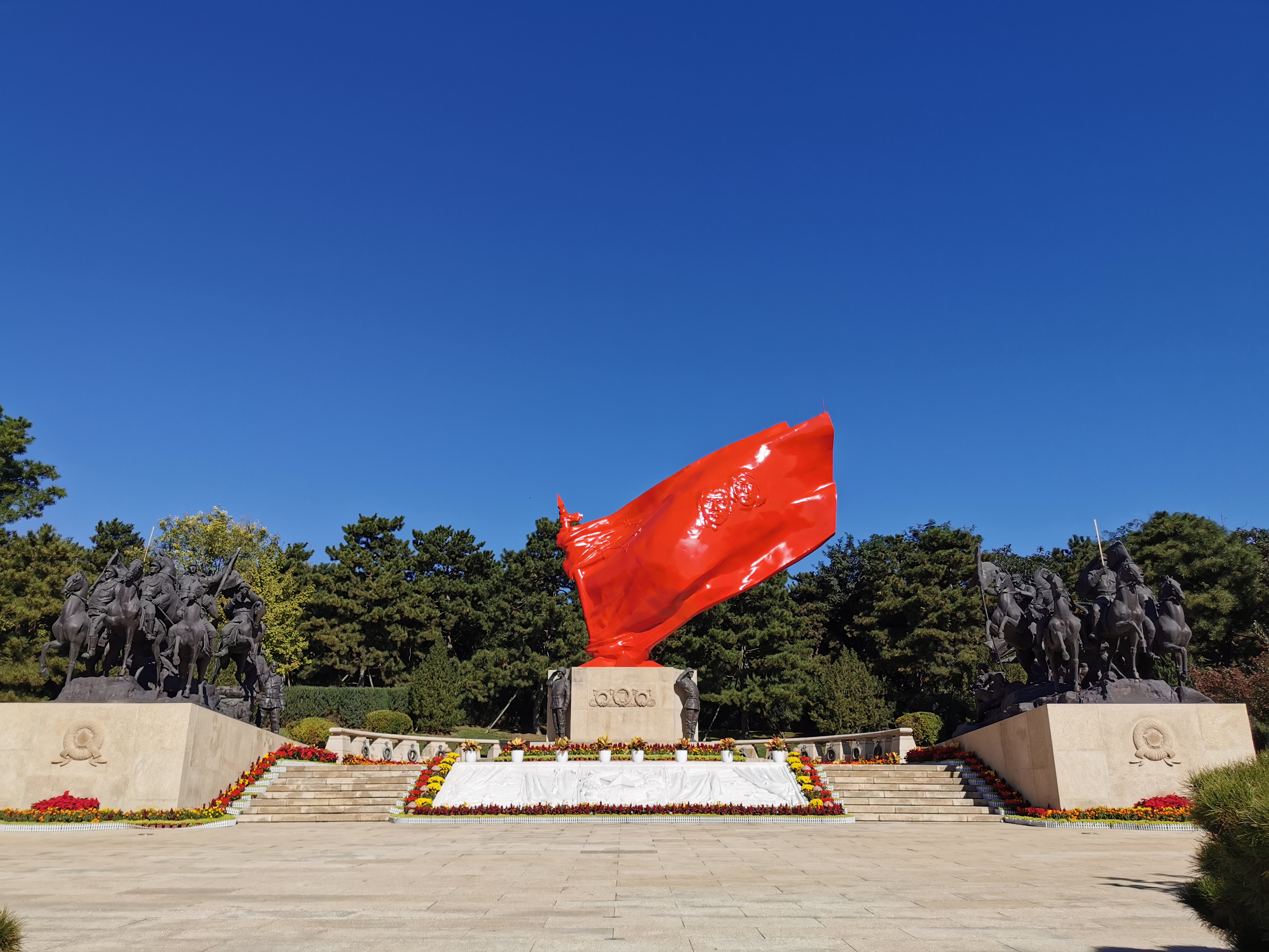 园区实景-革命公墓3