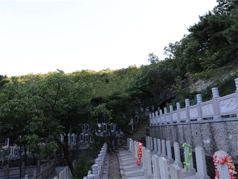 金山陵园
